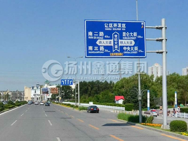 BZG-004，交通標(biāo)志桿，鍍鋅交通標(biāo)志桿