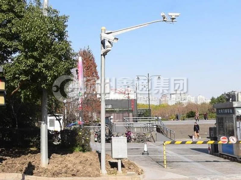 DJG-024，電子警察桿，治安監(jiān)控桿