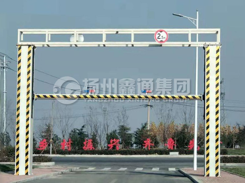 LMJ-028，升降式限高龍門架