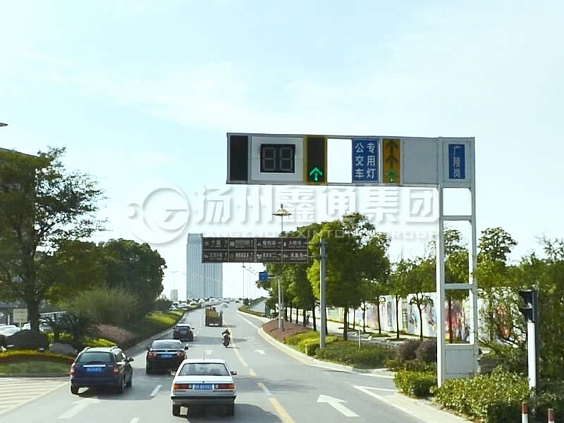 XHDG-025，框架信號燈桿，揚(yáng)州信號燈桿