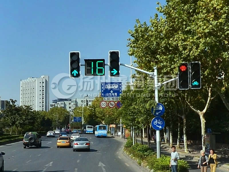 XHDG-039，燕翅信號燈桿，南京信號燈桿