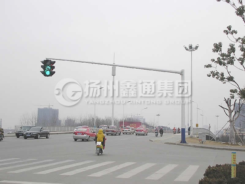 XHDG-054，釣魚桿式信號(hào)燈桿